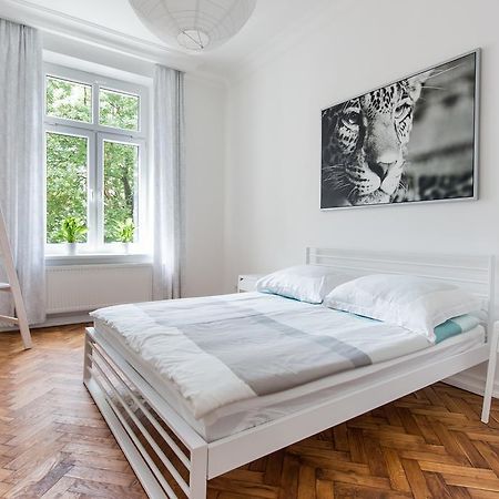 Style4Rent Sunny Old Town Apartments Красков Екстериор снимка