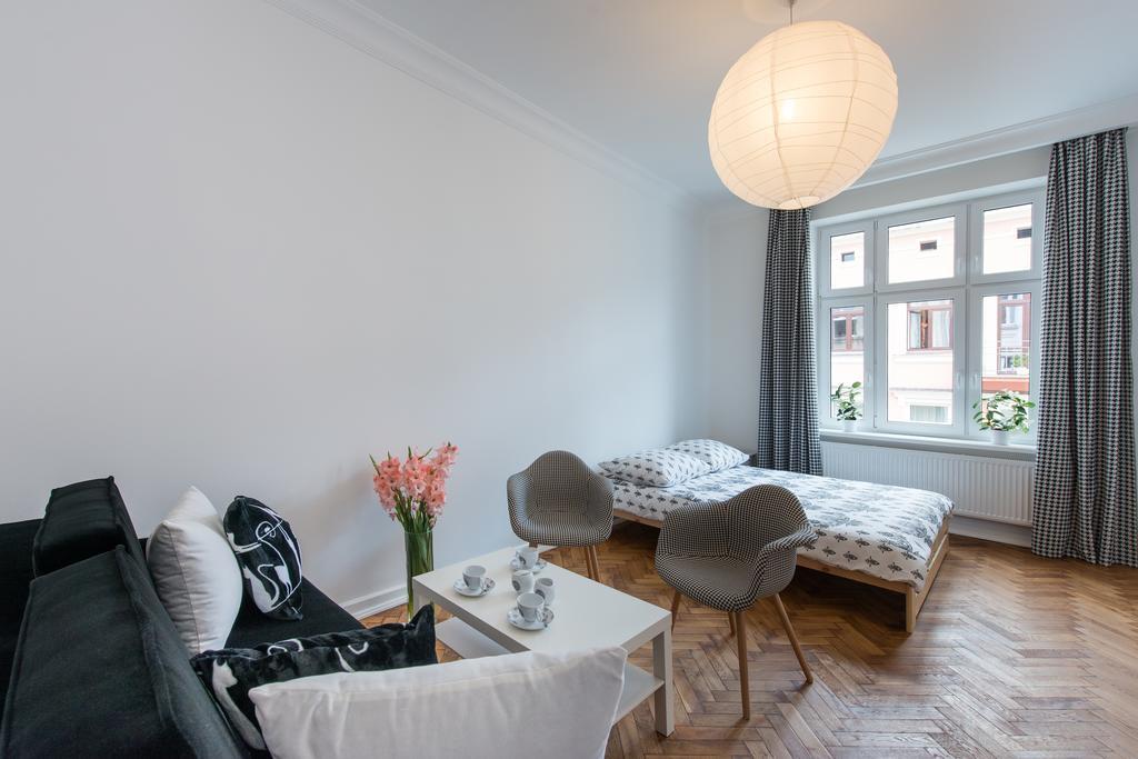 Style4Rent Sunny Old Town Apartments Красков Екстериор снимка