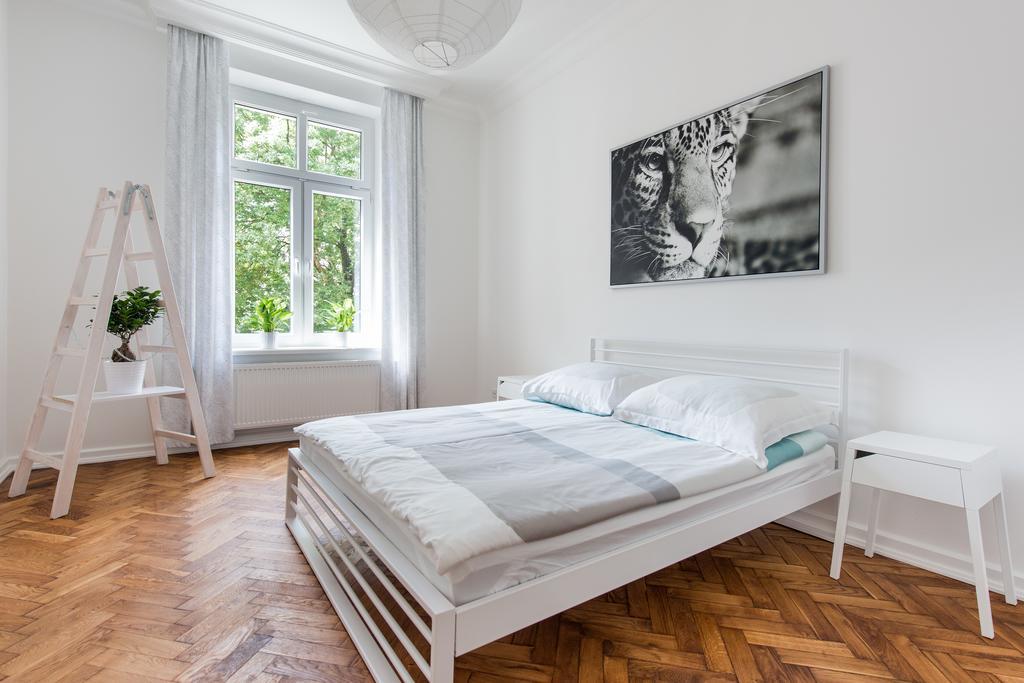 Style4Rent Sunny Old Town Apartments Красков Екстериор снимка