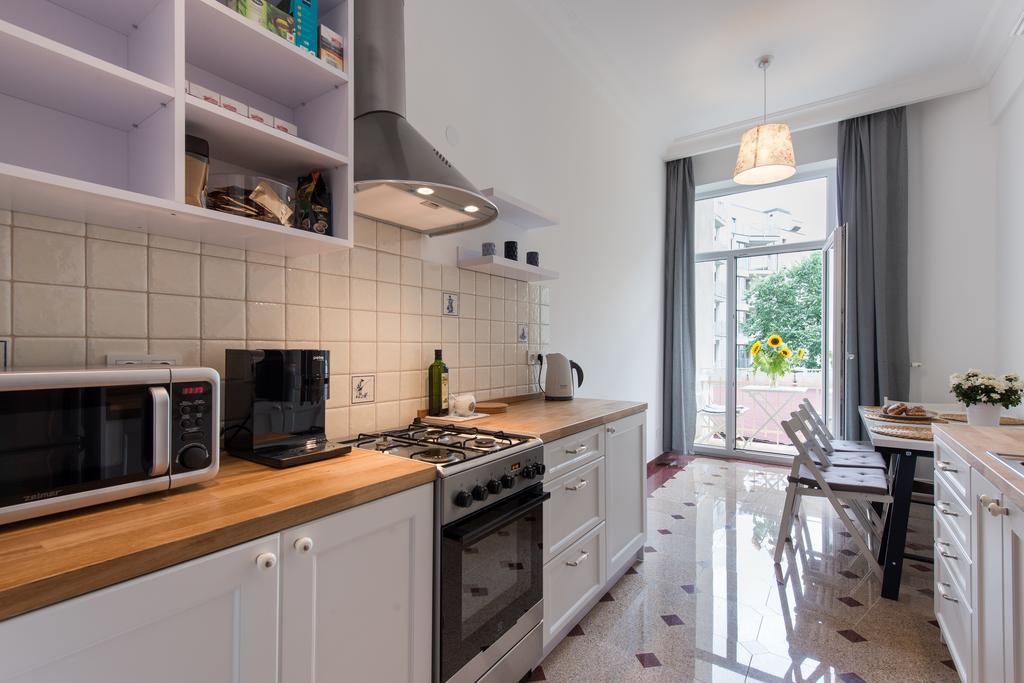 Style4Rent Sunny Old Town Apartments Красков Екстериор снимка
